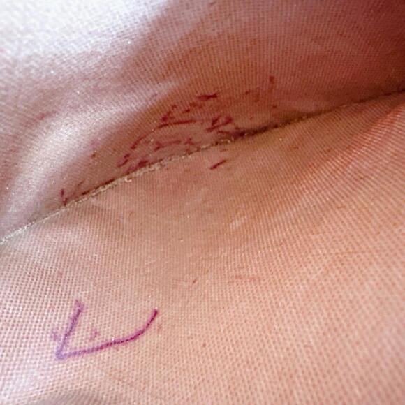 LOUIS VUITTON Brown Monogram Canvas Shoulder Bag - Picture 13 of 16